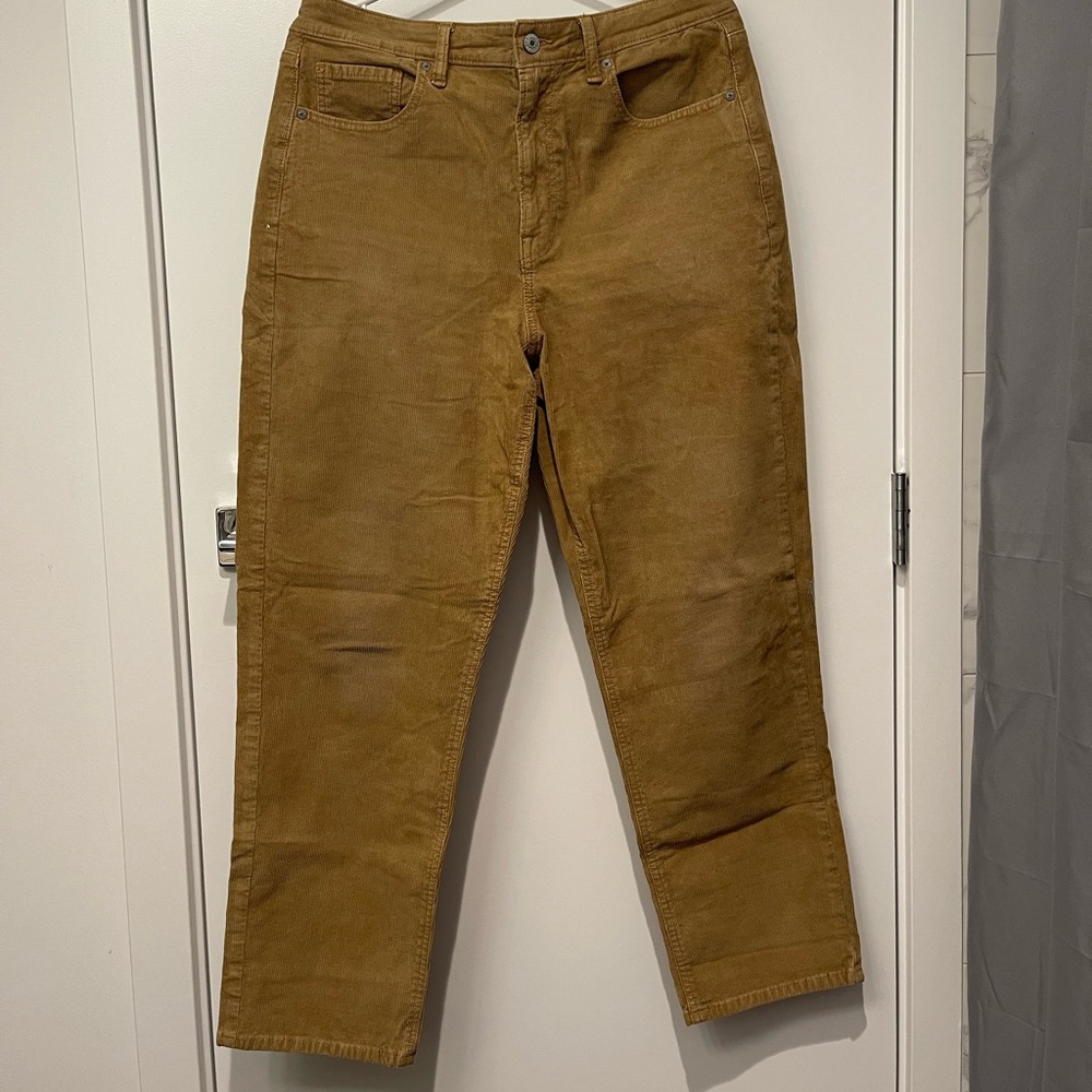 AE Corduroy Mom Straight jeans